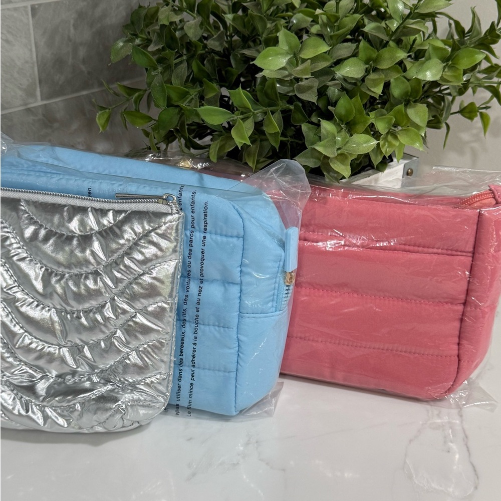 💙 2 for $12 Cosmetic Travel Bags NEW Ulta beauty makeup pouch Lot of 5 - Picture 5 of 7